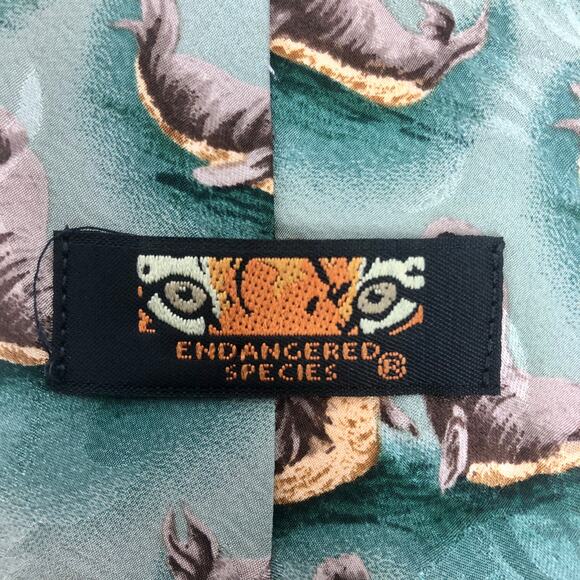Elephant Seal Tie - Picture 5 of 6